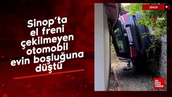 sinopta-el-freni-cekilmeyen-otomobil-evin-bosluguna-dustu-VxJMQg1r.jpg